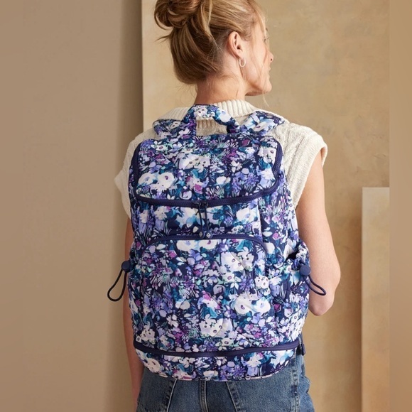Vera Bradley Handbags - NWT Vera Bradley Featherweight Commuter Backpack ARTIST’S GARDEN PURPLE